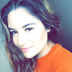 Meet your Posher, Ashlee